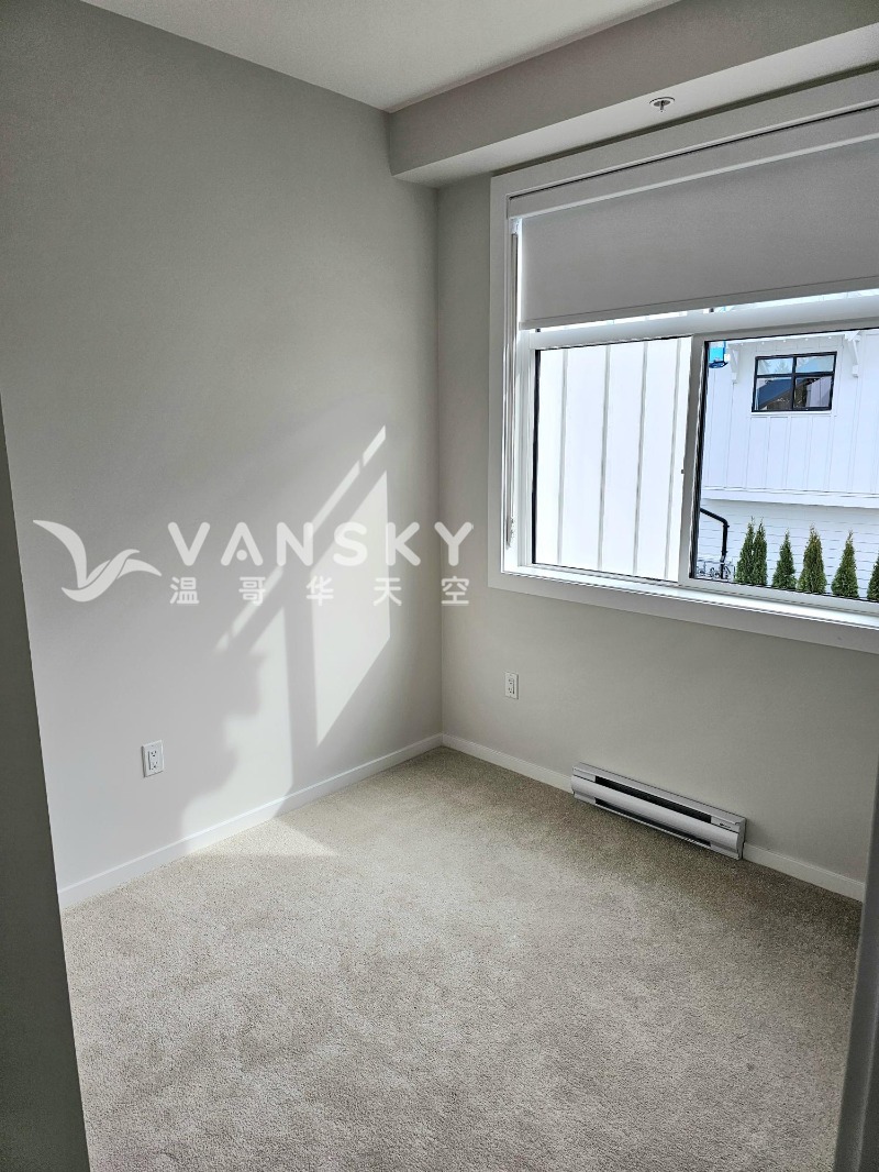 250907203652_2nd bedroom.jpg